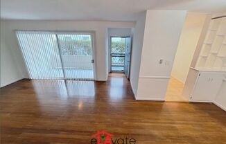 2 beds, 1 bath, $2,950