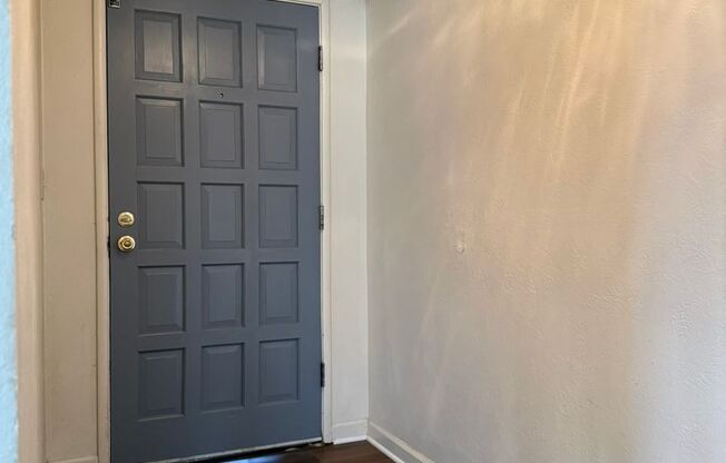 Available NOW! 4/2 With New Exterior Paint!!