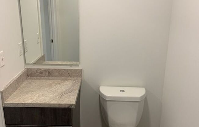 Studio, 1 bath, 186 sqft, $1,245, Unit 215