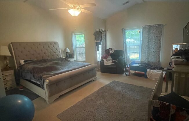 153 HOLLINGER WAY