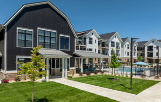 Homestead Luxury Apartments