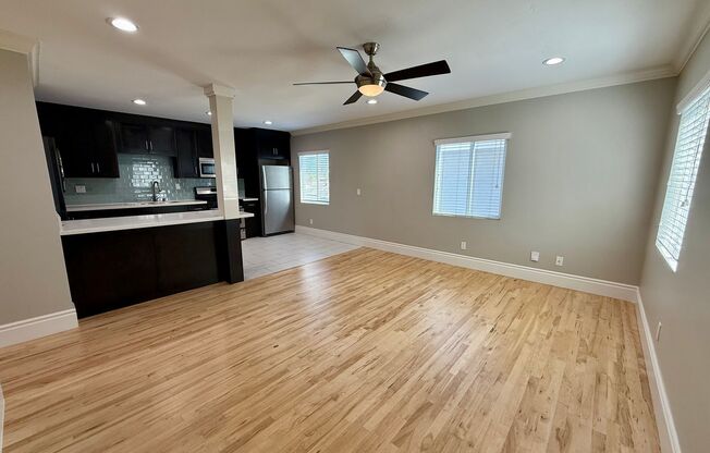 Luxury 2BD Wilson Court! AC! PARKING! Living in the Heart of Normal Heights!
