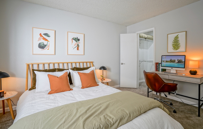 Furnished platinum bedroom interior with workspace at Treehouse in Albuquerque, New Mexico