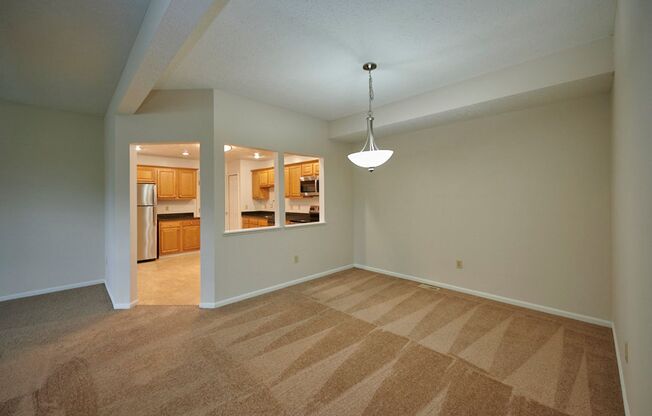 2 beds, 2 baths, 1,556 sqft, $2,315, Unit 7014