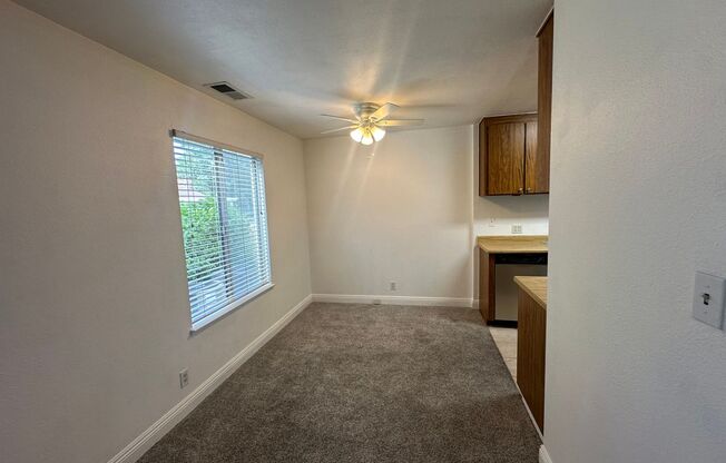 2 beds, 1 bath, $1,495, Unit APARTMENT E