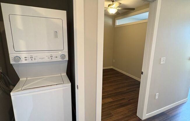 1 bed, 1 bath, 605 sqft, $1,200, Unit 331