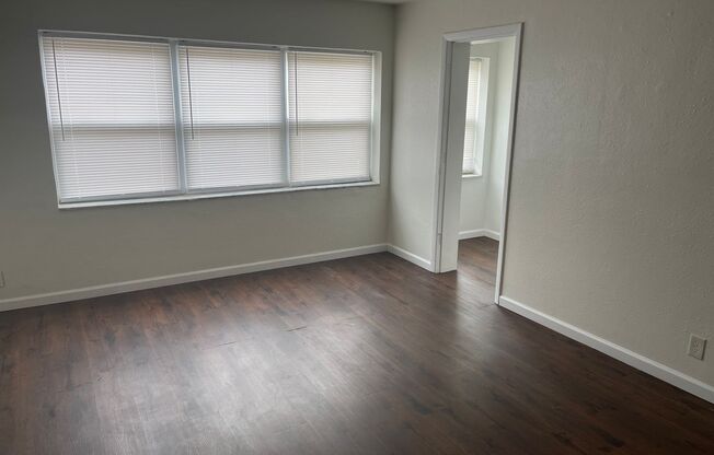 1 bed, 1 bath, 625 sqft, $675, Unit 9