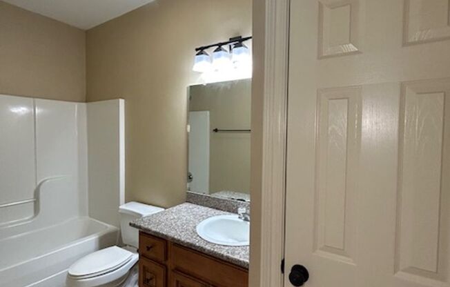 2 beds, 2 baths, 1,100 sqft, $1,025