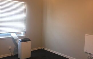 1 bed, 1 bath, $825, Unit Unit 14