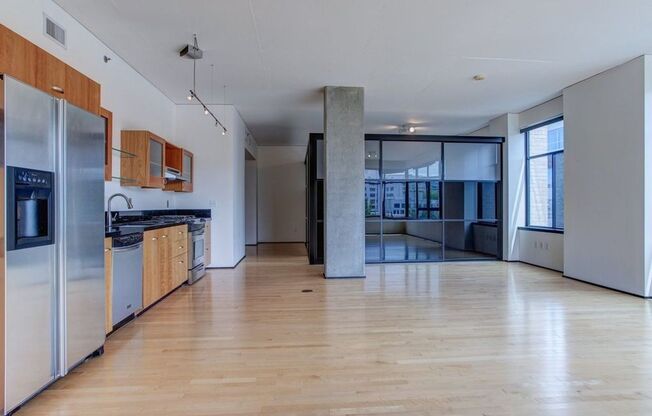 2 beds, 2 baths, $3,395