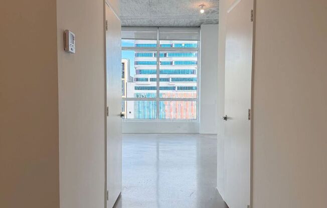 Studio, 1.5 baths, 1,136 sqft, $3,750, Unit Unit 708