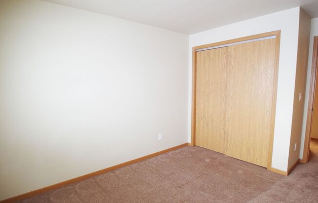 3 beds, 2 baths, 1,409 sqft, $1,720, Unit 1834-234