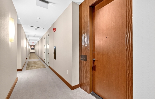 3 beds, 3.5 baths, 2,134 sqft, $20,000, Unit PH1C