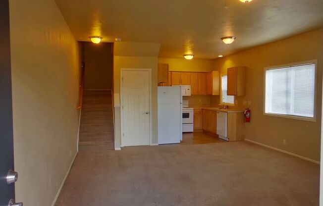 2 beds, 2 baths, $1,650, Unit 1