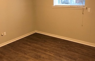 2 beds, 1 bath, 734 sqft, $750, Unit 60