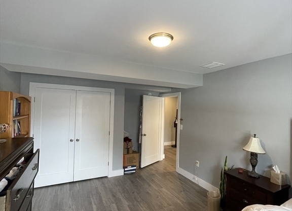 1 bed, 1 bath, 1,000 sqft, $2,600, Unit 304