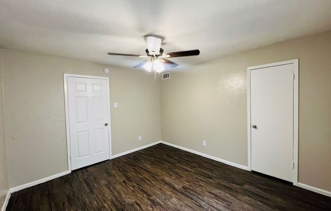 1 bed, 1 bath, 666 sqft, $1,175, Unit 2-204