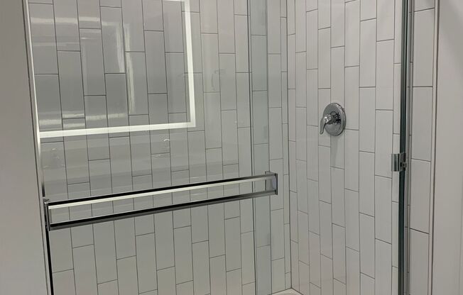 2 beds, 2 baths, 1,133 sqft, $2,985, Unit 206