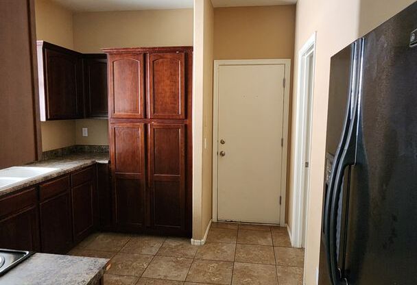 Tolleson home for rent! 3 bedroom 2.5 bath