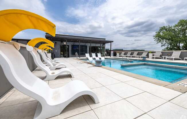 the pool at the blu hotel and convention center is empty