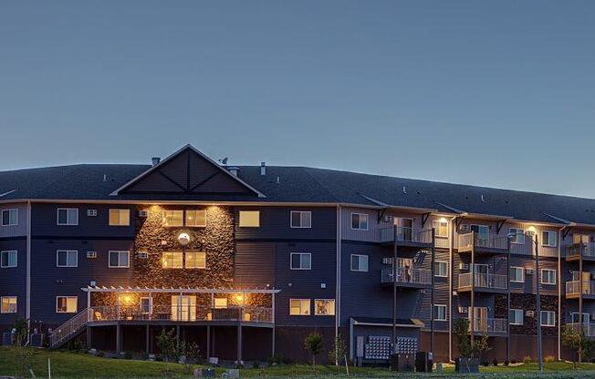 Night Exterior View of Bluffs of Williston Apartments ND