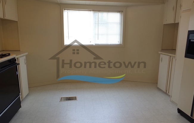 2 beds, 1 bath, $1,205, Unit Space 55