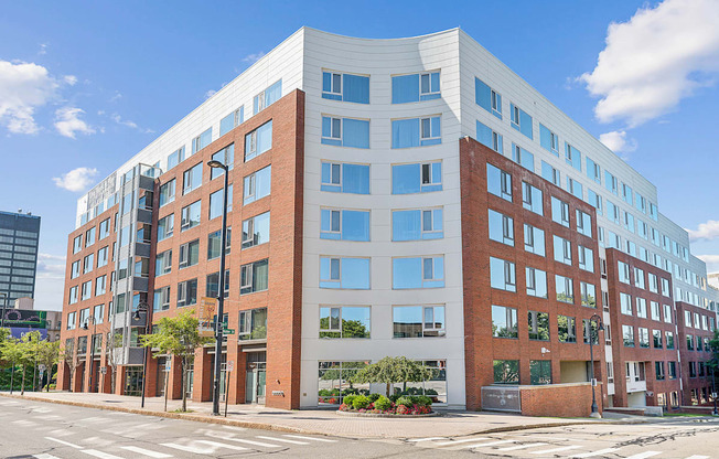 building exterior at the Residences at Manchester Place in Manchester, New Hampshire