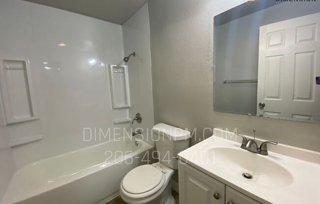 2 beds, 1 bath, 700 sqft, $1,365, Unit Unit 31
