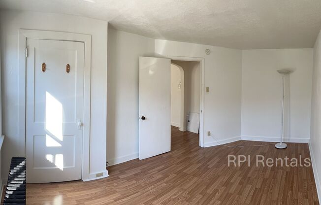1010 Hansen Street
