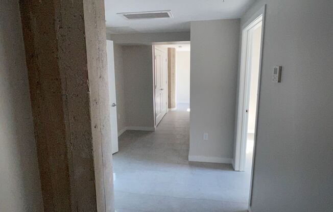 2 beds, 1 bath, 804 sqft, $2,650, Unit Unit #407