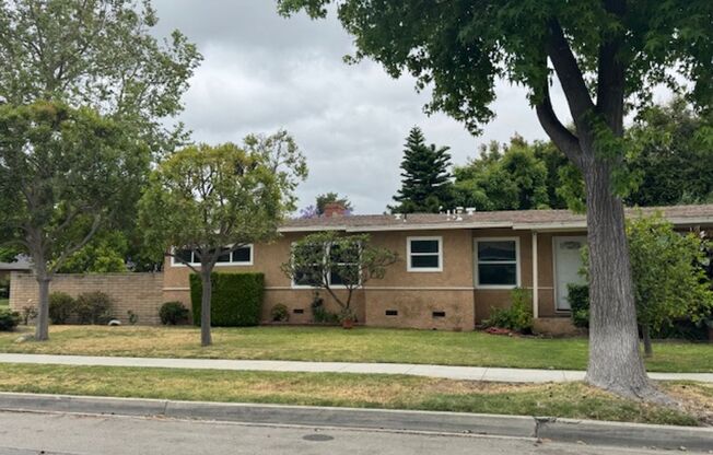 Newly Renovated 4 Bedroom 2 Bath home, with A/C and washer/dryer hook-ups