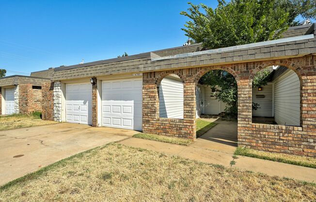 Spacious Backyard, 2 Car Garage, Close to NW Expressway!