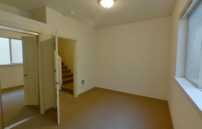 4 beds, 2.5 baths, 1,515 sqft, $3,600, Unit 31