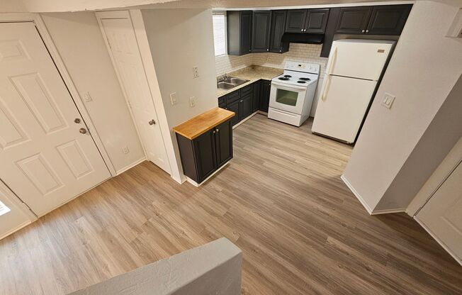 1715 E. Pepper Circle