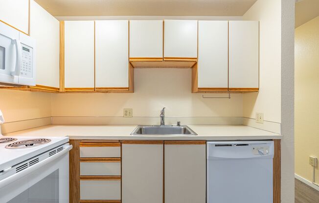 Francis Ave Apartments