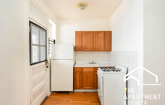 2661 North Spaulding Ave.