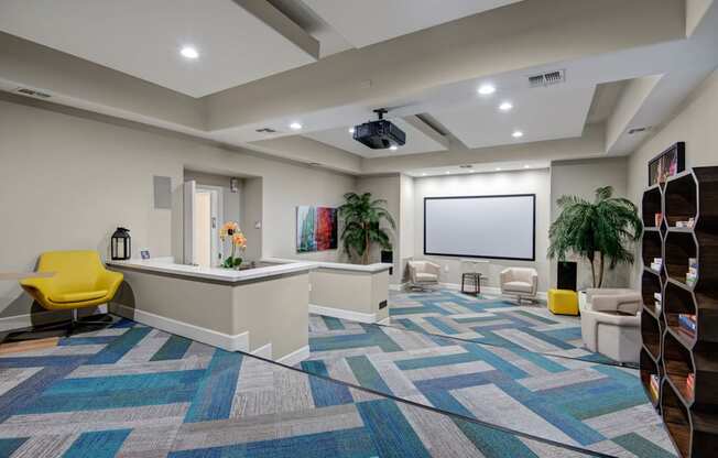Rio Paradiso Apartment Homes - communal room