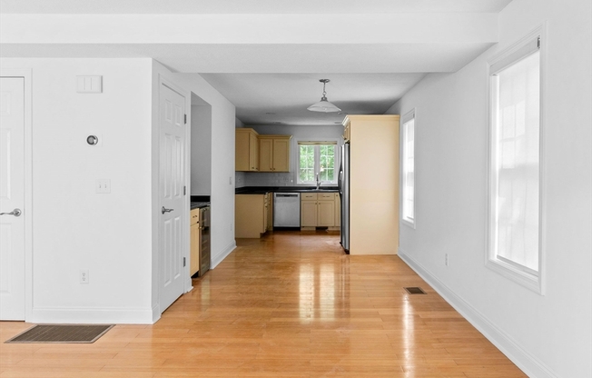 40 Brattle St