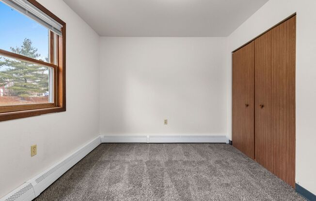2 beds, 1 bath, 900 sqft, $1,045, Unit 2950
