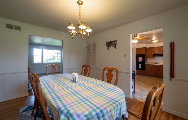 3BR Ranch House for Rent in Upper St. Clair | Large Backyard and Patio