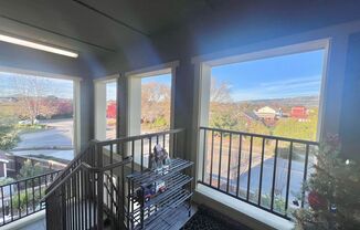 1 bed, 1 bath, $3,000, Unit # 301