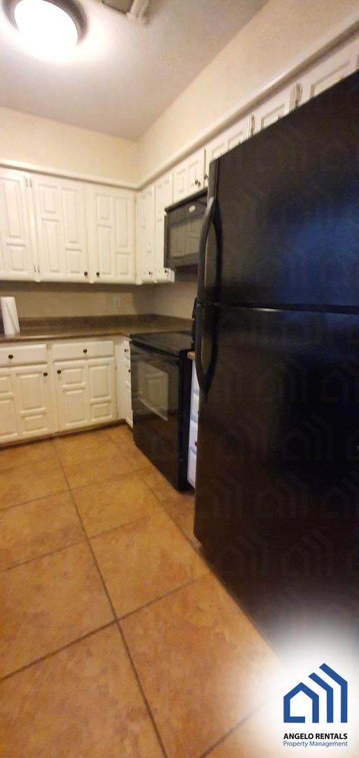 Spacious 2 bedrooms + a loft bedroom and 2 bath home in a GREAT location!