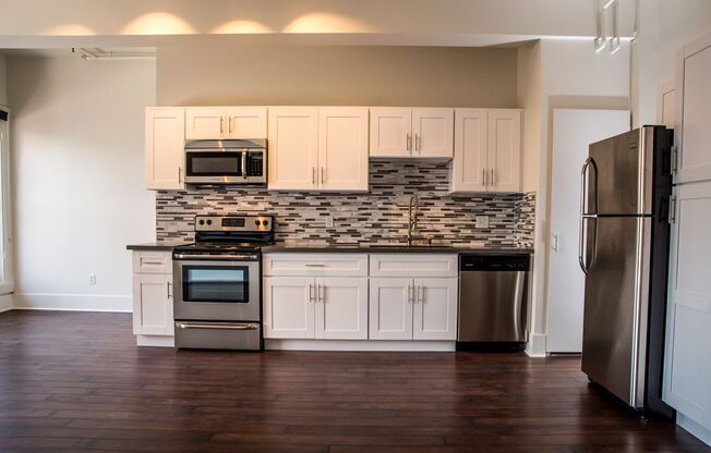 1 bed, 1 bath, 674 sqft, $2,395, Unit 1023-204