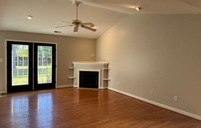 Charming Cul-de-Sac Home