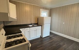 1 bed, 1 bath, 500 sqft, $725, Unit Unit 2