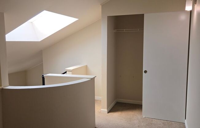 1 bed, 1 bath, 500 sqft, $1,695, Unit 401