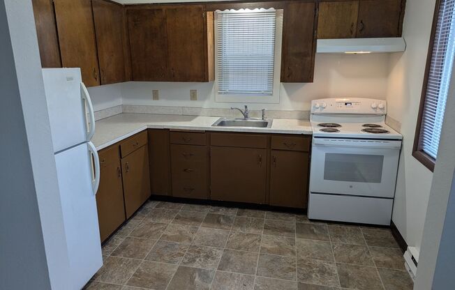 1 bed, 1 bath, $1,050, Unit 4940