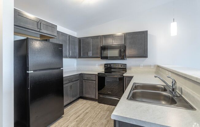 1 bed, 1 bath, 660 sqft, $995, Unit 3601-207