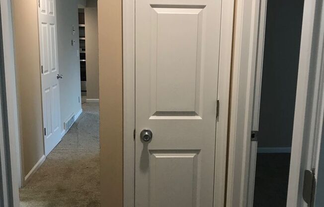 2 beds, 2 baths, 1,075 sqft, $1,295, Unit 312