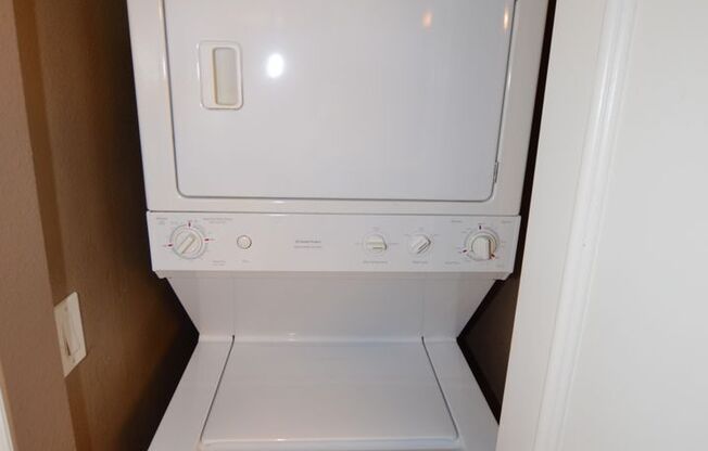 1 bed, 1 bath, $1,795, Unit 235